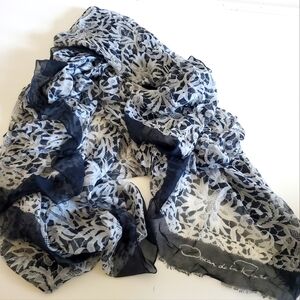 Oscar de la Renta Modal Scarf Black and White